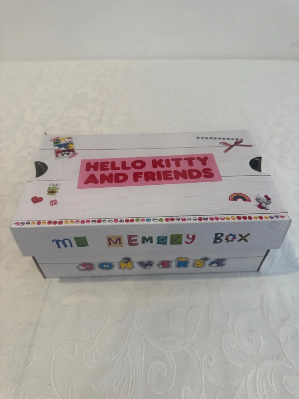 Kids Converse X Hello Kitty and Friends. Size 10